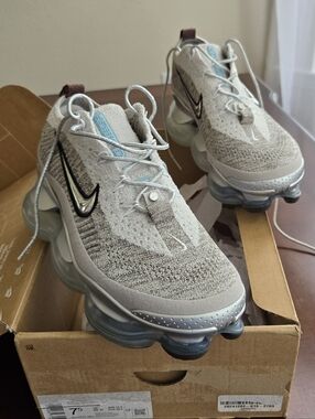 Nike AirMax Scorpion Flyknit "Gaiter" NEW 7.5